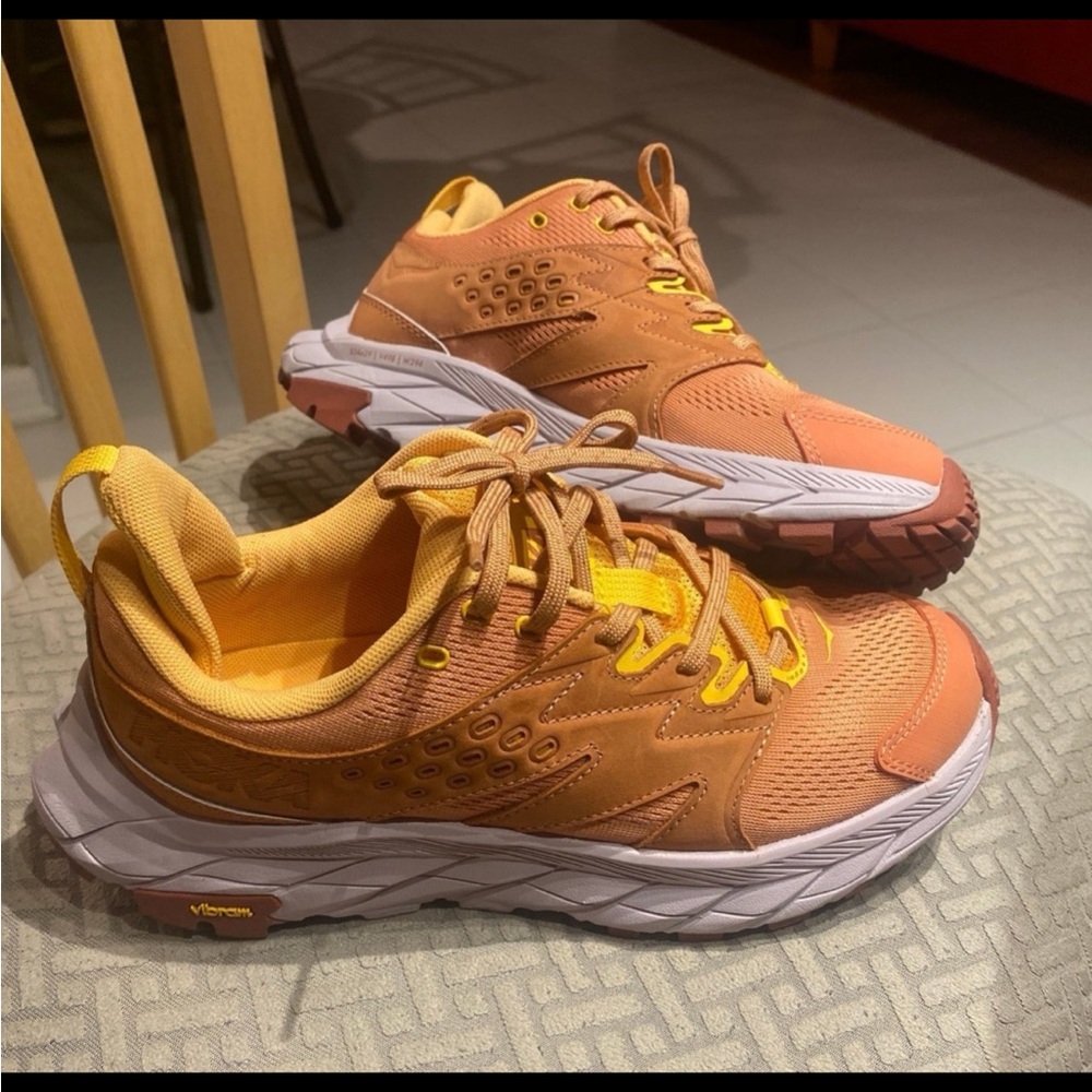 Hoka women